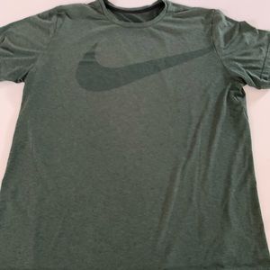 Nike Dri Fit Men’s Swoosh Training tee